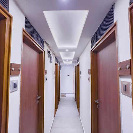 Hotel Winton Mumbai Bagian luar foto