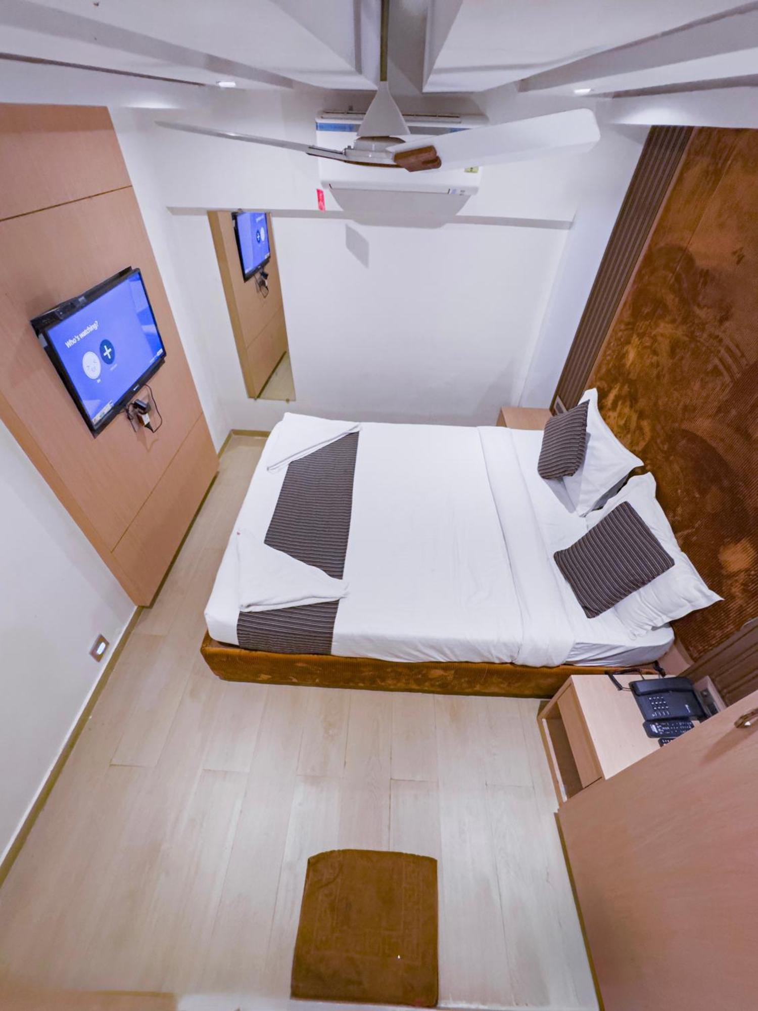 Hotel Winton Mumbai Bagian luar foto