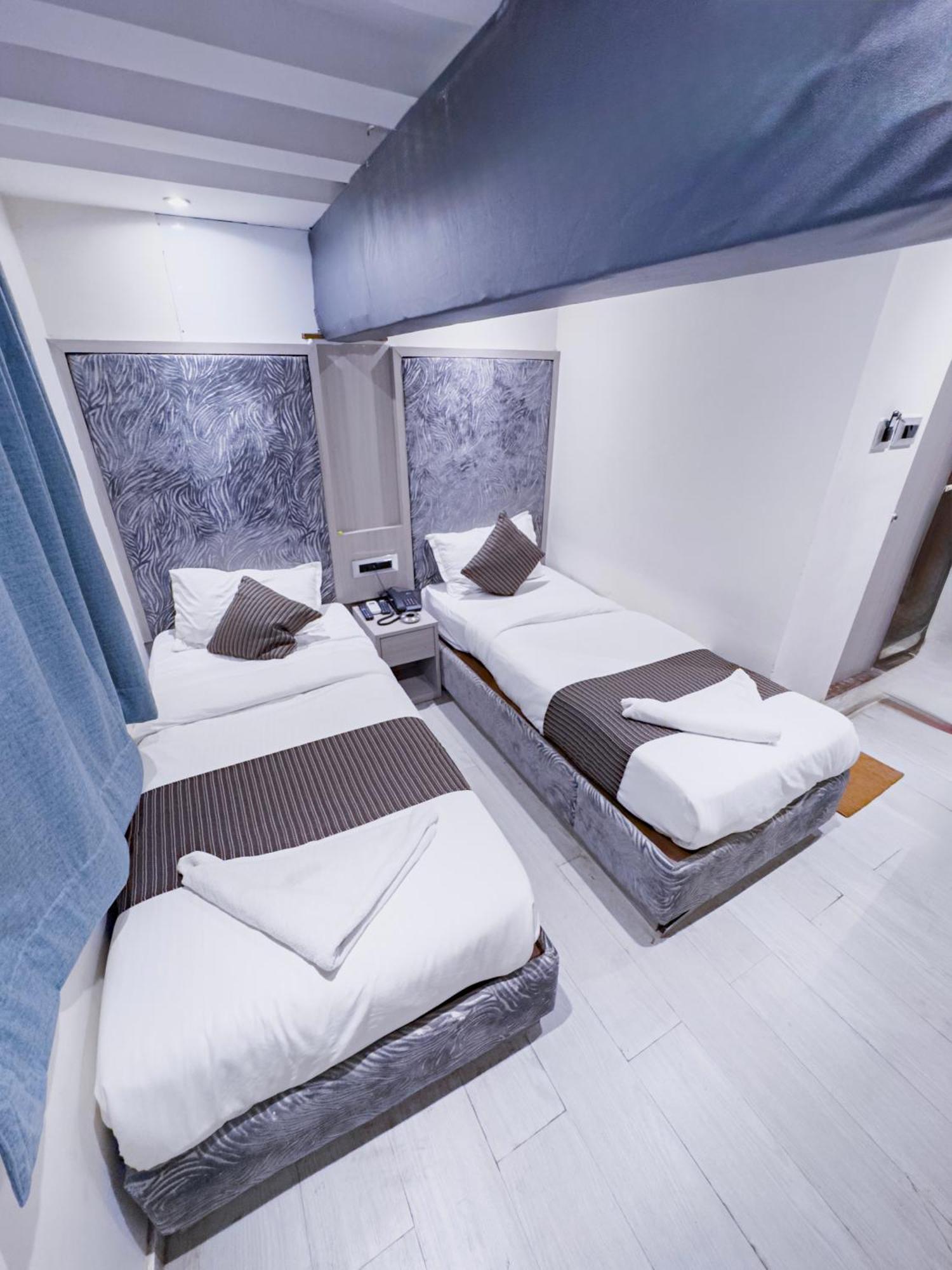 Hotel Winton Mumbai Bagian luar foto