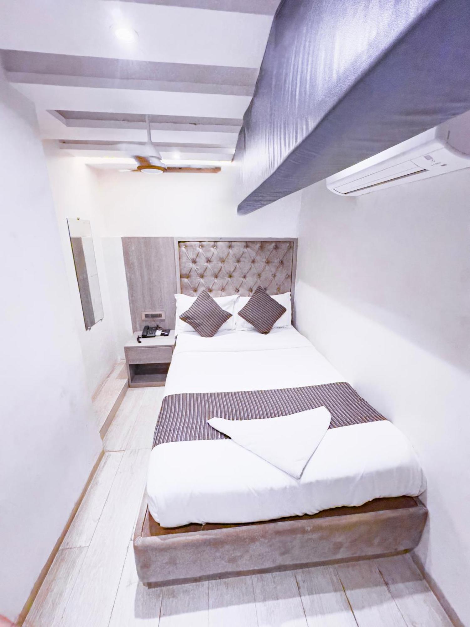 Hotel Winton Mumbai Bagian luar foto