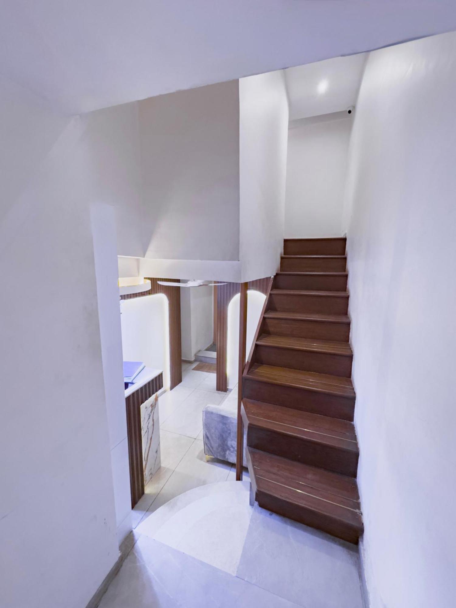 Hotel Winton Mumbai Bagian luar foto