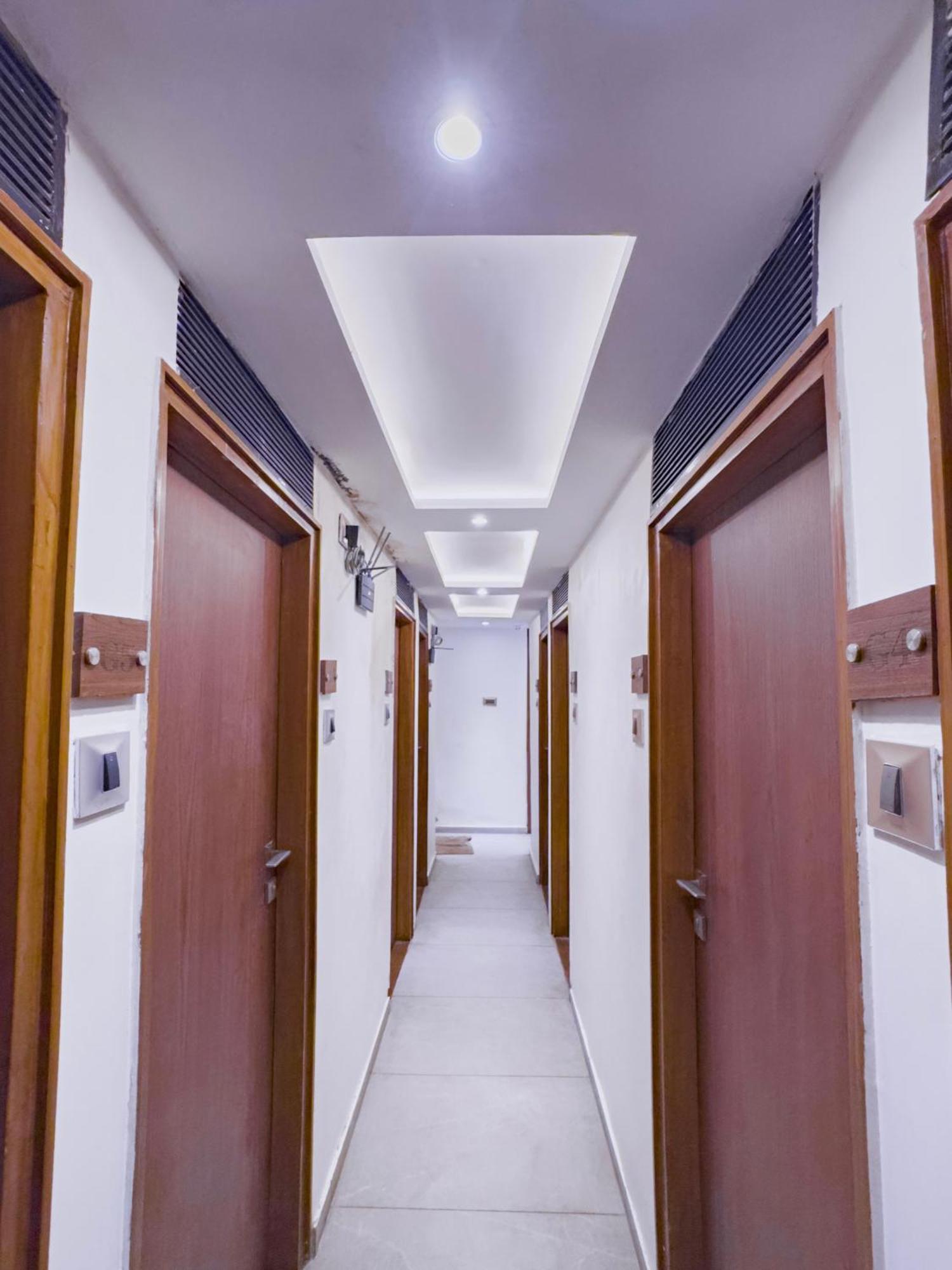Hotel Winton Mumbai Bagian luar foto