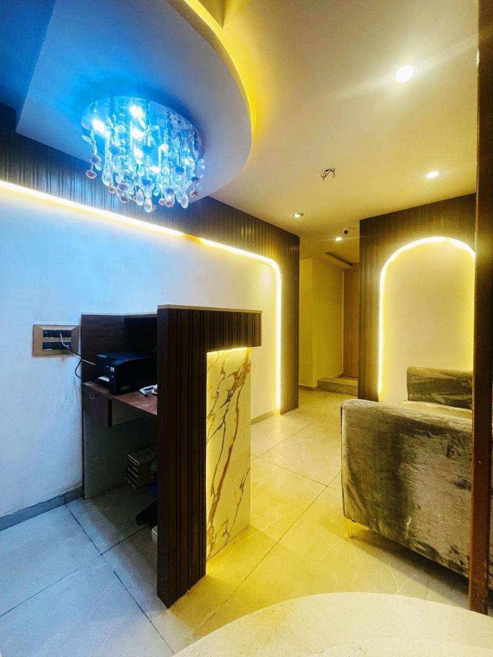 Hotel Winton Mumbai Bagian luar foto