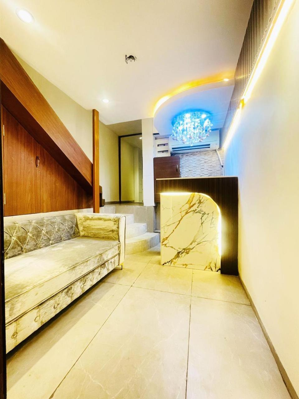 Hotel Winton Mumbai Bagian luar foto